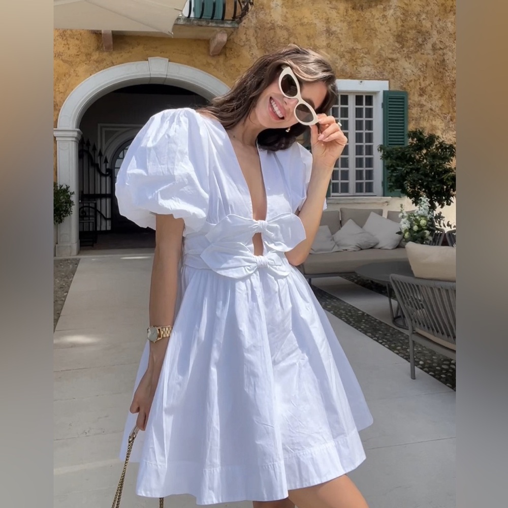 BRIDAL! Never Worn Lovaan white dress! Perfect for bridal events!